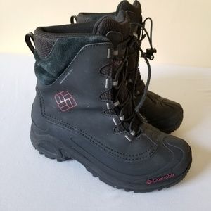 Columbia YOUTH BUGABOOT Size 6